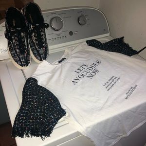Sneakers and t shirt